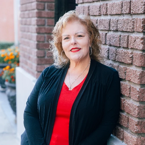 Brenda Perry Headshot